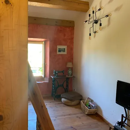 Apartman Studio Entre Et Collines *